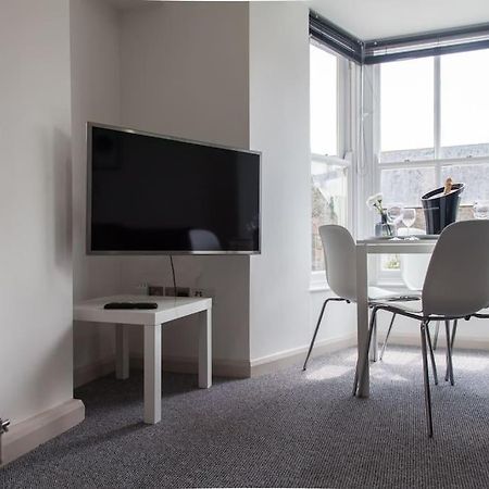 Stunning 2 Bed Apartment With Sea Views, ペンザンス エクステリア 写真